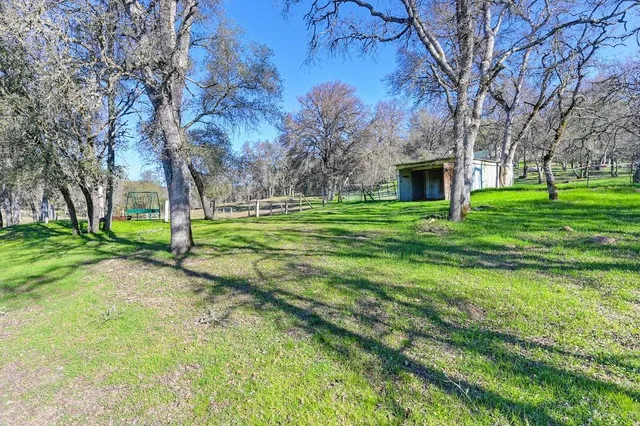 $799,900 | 22422 East Hacienda Drive, Grass Valley, CA 95949