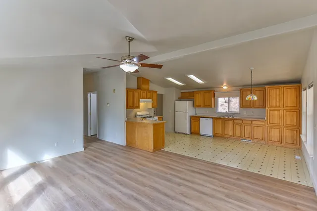 $799,900 | 22422 East Hacienda Drive, Grass Valley, CA 95949