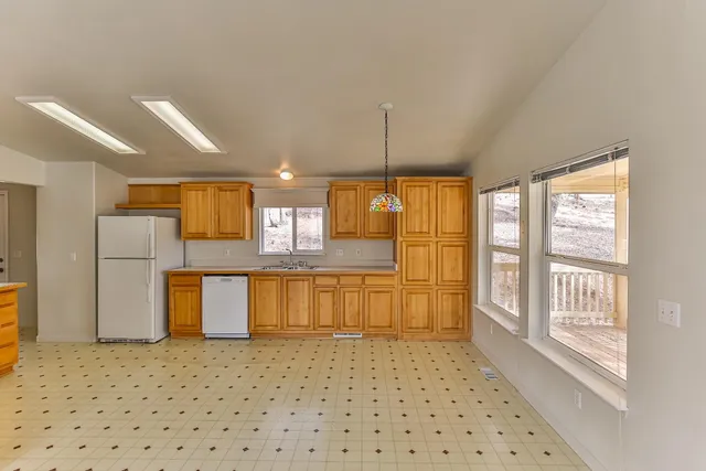 $799,900 | 22422 East Hacienda Drive, Grass Valley, CA 95949