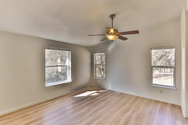 $799,900 | 22422 East Hacienda Drive, Grass Valley, CA 95949