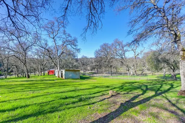 $799,900 | 22422 East Hacienda Drive, Grass Valley, CA 95949