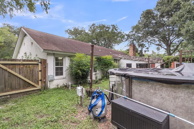 $4,000 | 756 Wakendaw Boulevard, Mount Pleasant, SC 29464