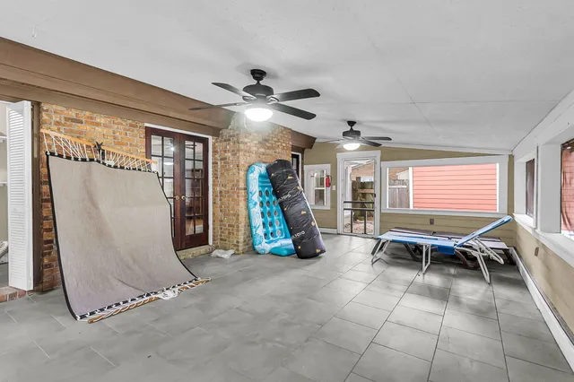 $4,000 | 756 Wakendaw Boulevard, Mount Pleasant, SC 29464