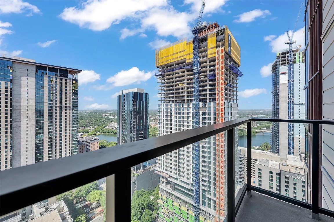 84 East Avenue, Unit 3208 Austin, TX 78701 - Photo 16 of 28 a city view from the balcony