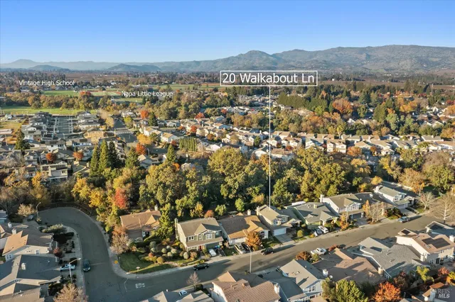 $1,095,000 | 20 Walkabout Lane, Napa, CA 94558