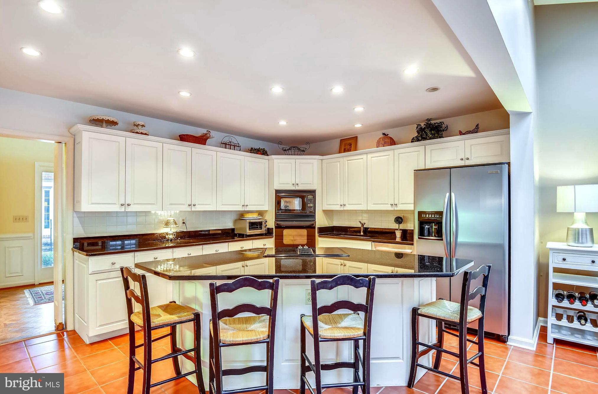1180 South River Landing Road Edgewater, MD 21037 - Photo 16 of 40 Granite Counters . Sculpted Island Dining Bar