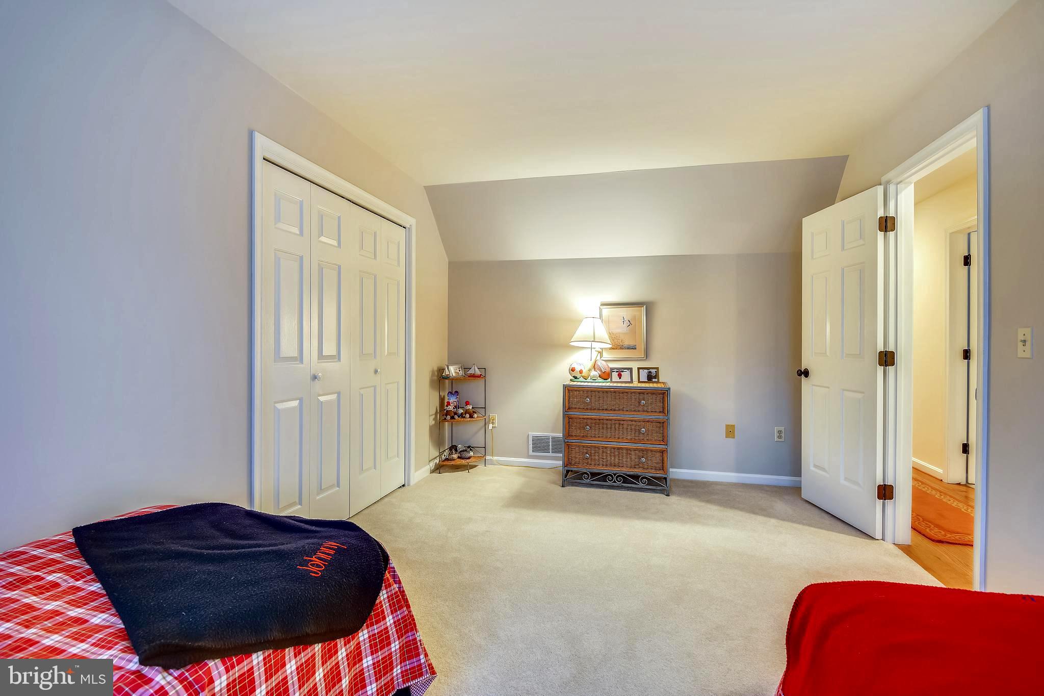 1180 South River Landing Road Edgewater, MD 21037 - Photo 32 of 40 Spacious 3rd Bedroom . Ample Storage Closets