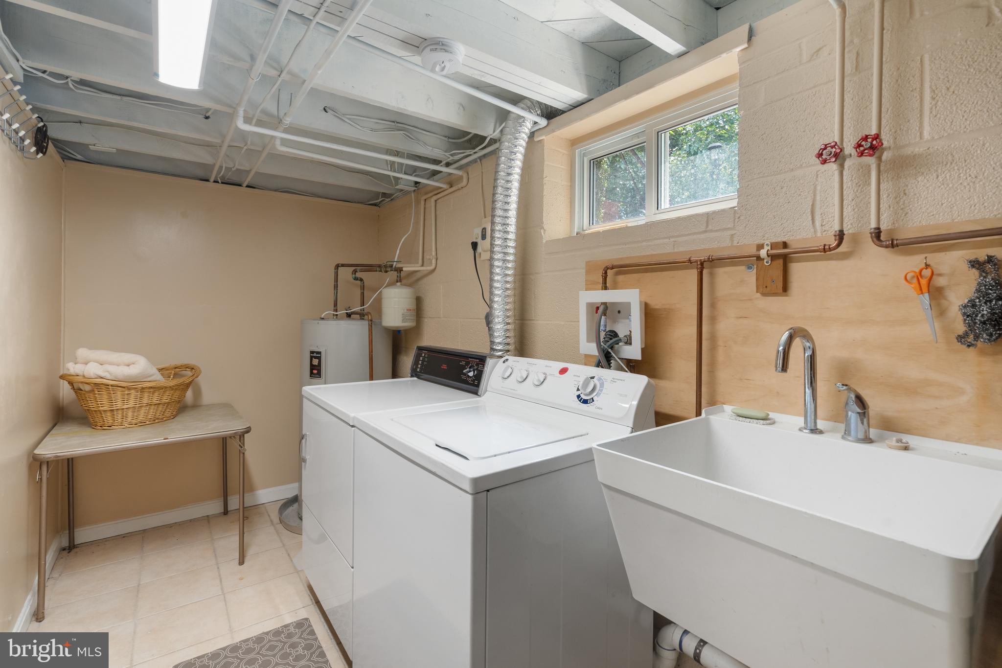 1329 Devils Reach Road Woodbridge, VA 22192 - Photo 29 of 42