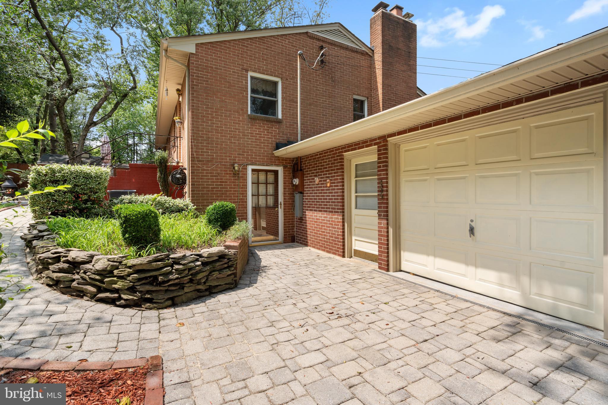 1329 Devils Reach Road Woodbridge, VA 22192 - Photo 31 of 42