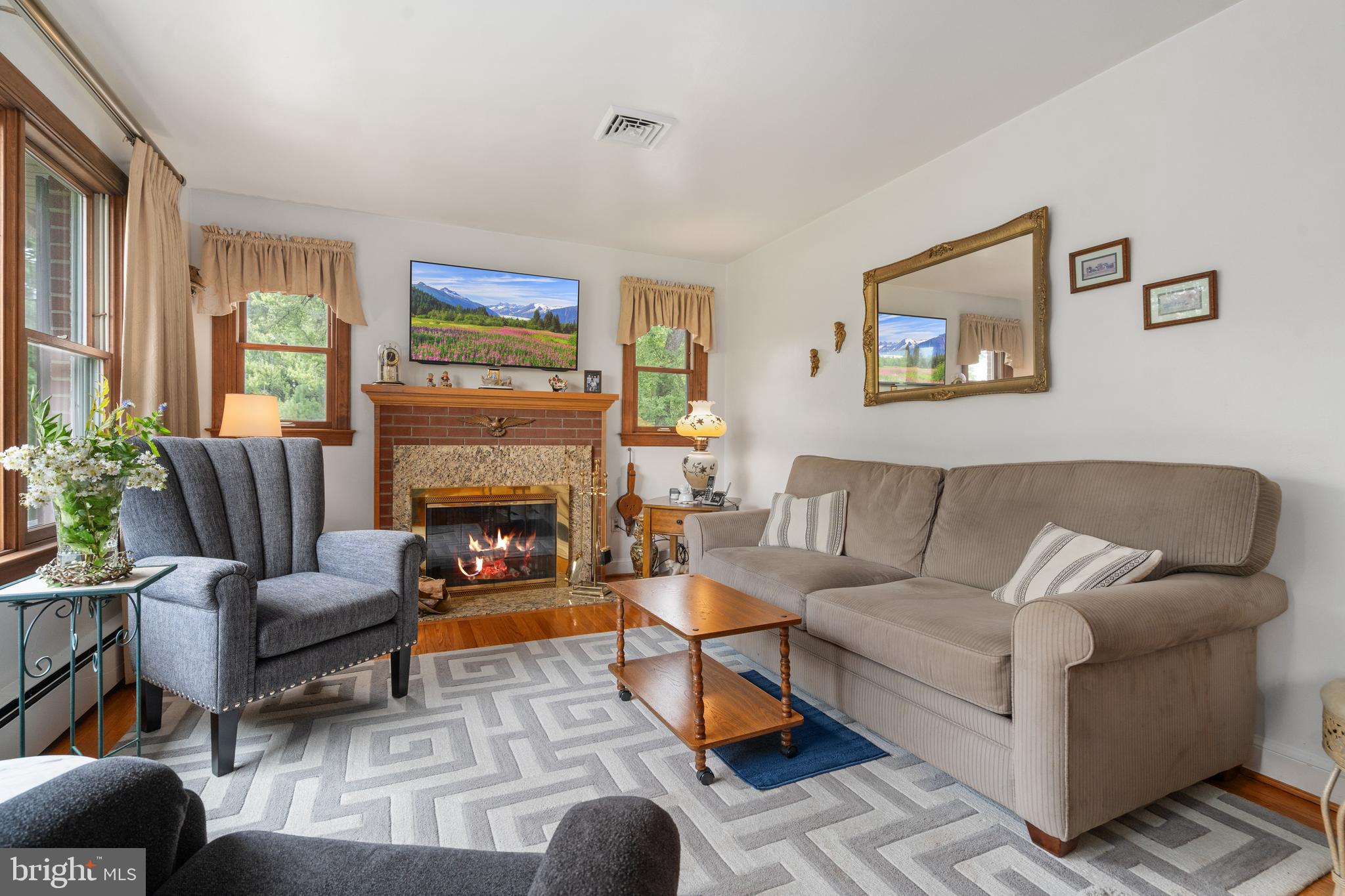 1329 Devils Reach Road Woodbridge, VA 22192 - Photo 6 of 42