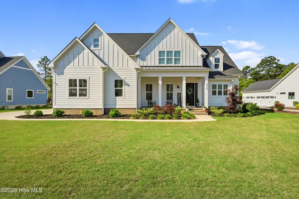 $870,000 | 3829 Bay Colony Road Northeast, Leland, NC 28451