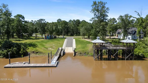 $870,000 | 3829 Bay Colony Road Northeast, Leland, NC 28451