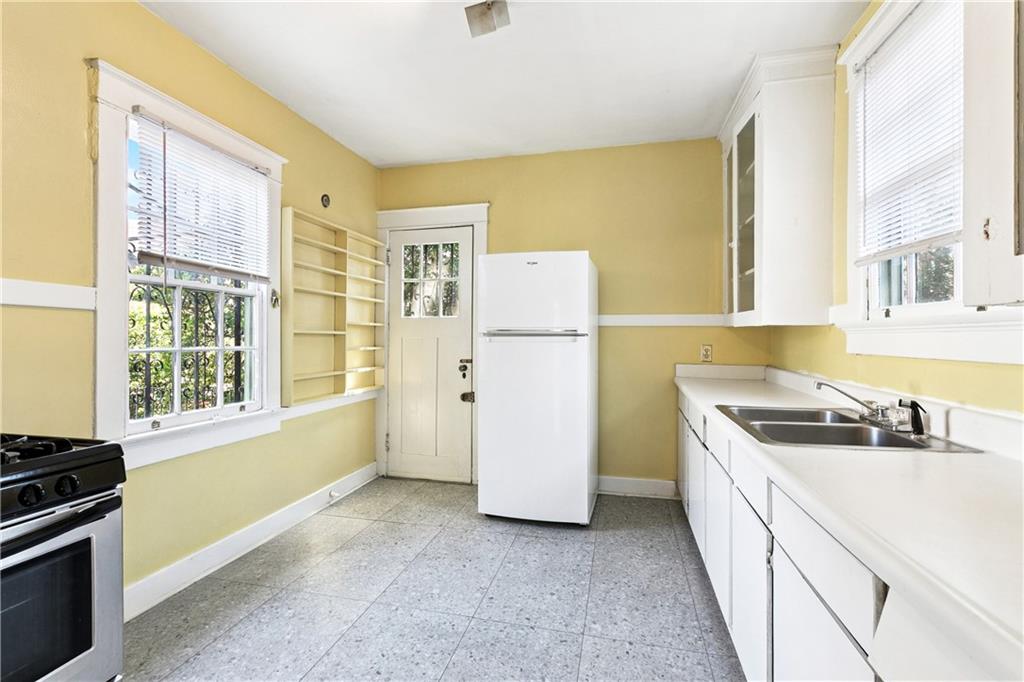 4510 Pitt Street New Orleans, LA 70115 - Photo 7 of 14