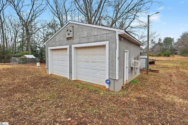 $550,000 | 1514 Clement Road, Greer, SC 29650