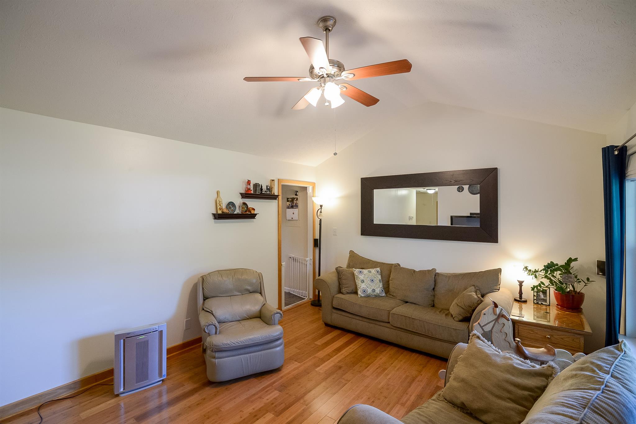 1014 Golden Pond Road Chapmansboro, TN 37035 - Photo 2 of 29 Gallery Image 2