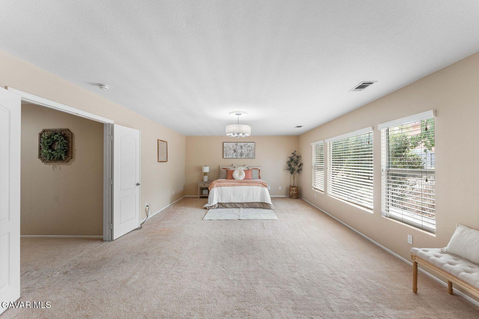 6558 Highbluff Way Lancaster, CA 93536 - Photo 23 of 40 IMG_0046