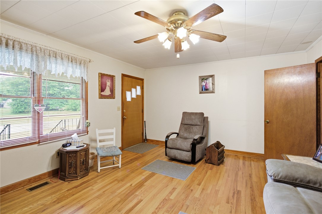 282 West Bennett Road Westminster, SC 29693 - Photo 2 of 42 This inviting living area boasts rich hardwood floors and abundant natural light, perfect for relaxation.