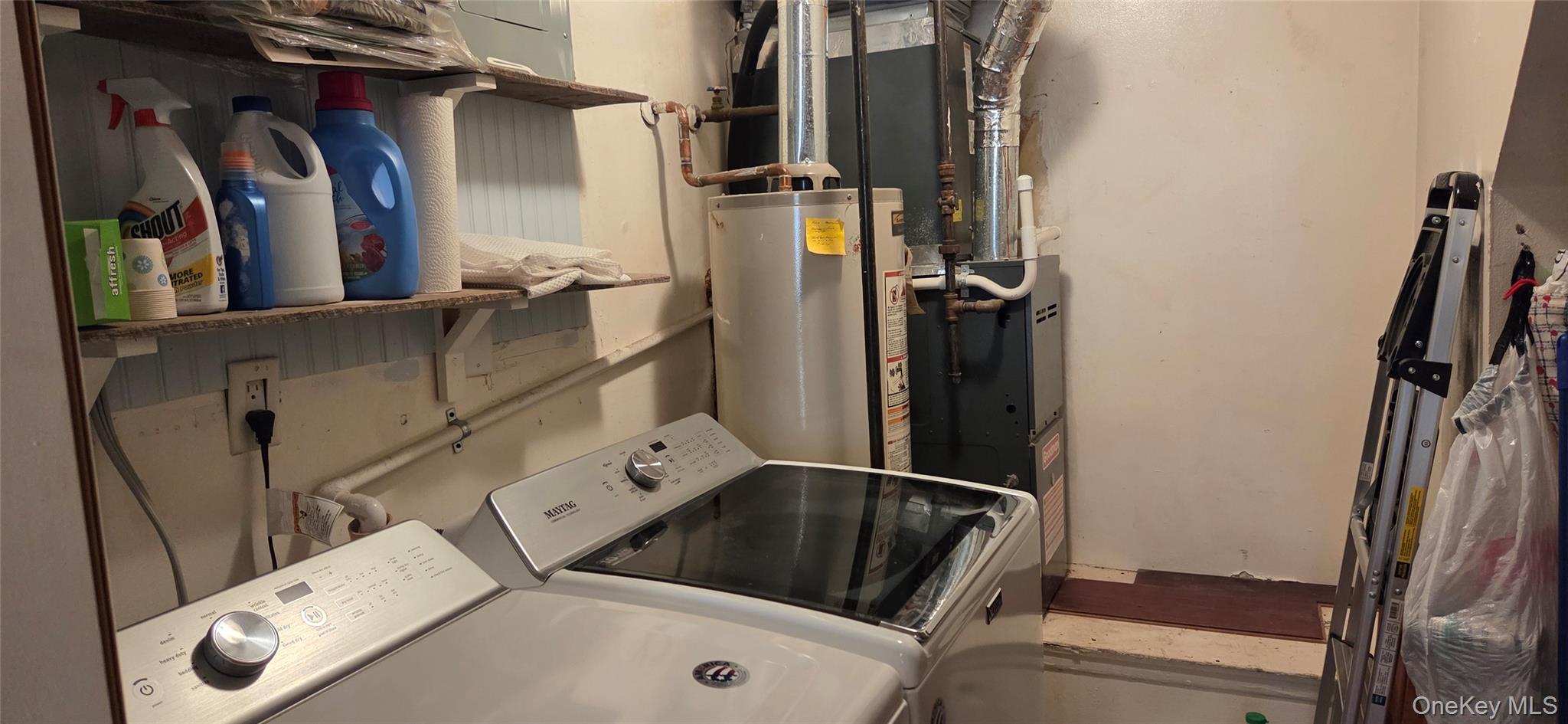 861 Birchwood Road Medford, NY 11763 - Photo 11 of 18