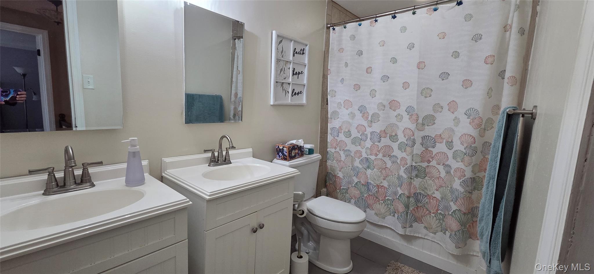 861 Birchwood Road Medford, NY 11763 - Photo 14 of 18