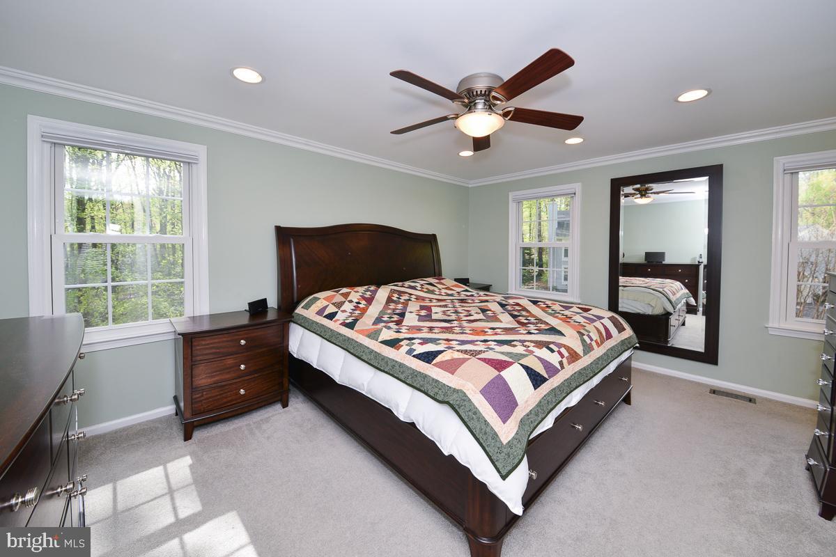 9913 Coffer Woods Road Burke, VA 22015 - Photo 23 of 26 Bedroom (Master)