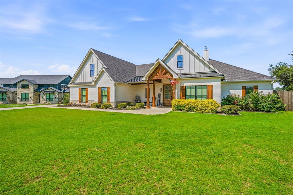 190 Blue Ribbon Lane Stephenville, TX 76401 - Photo 1 of 40