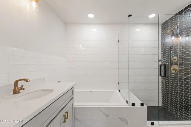 $375,000 | 113 Charles Read Avenue, Lafayette, LA 70503