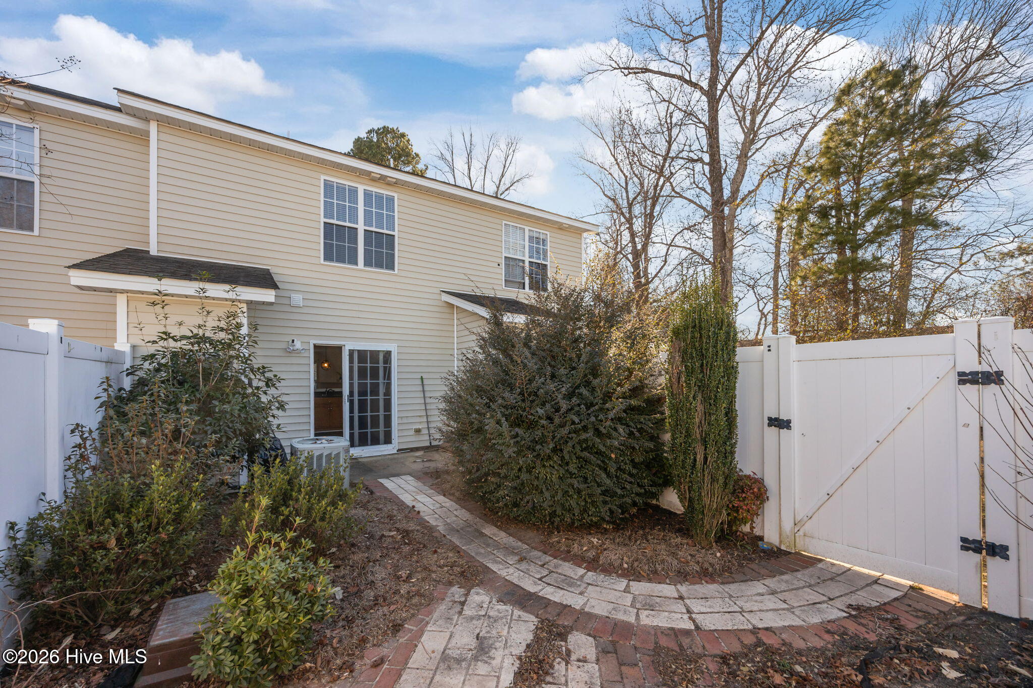 1310 Thomas Langston Road, Unit 6 Greenville, NC 27834 - Photo 11 of 25 5-web-or-mls-BLS_0002