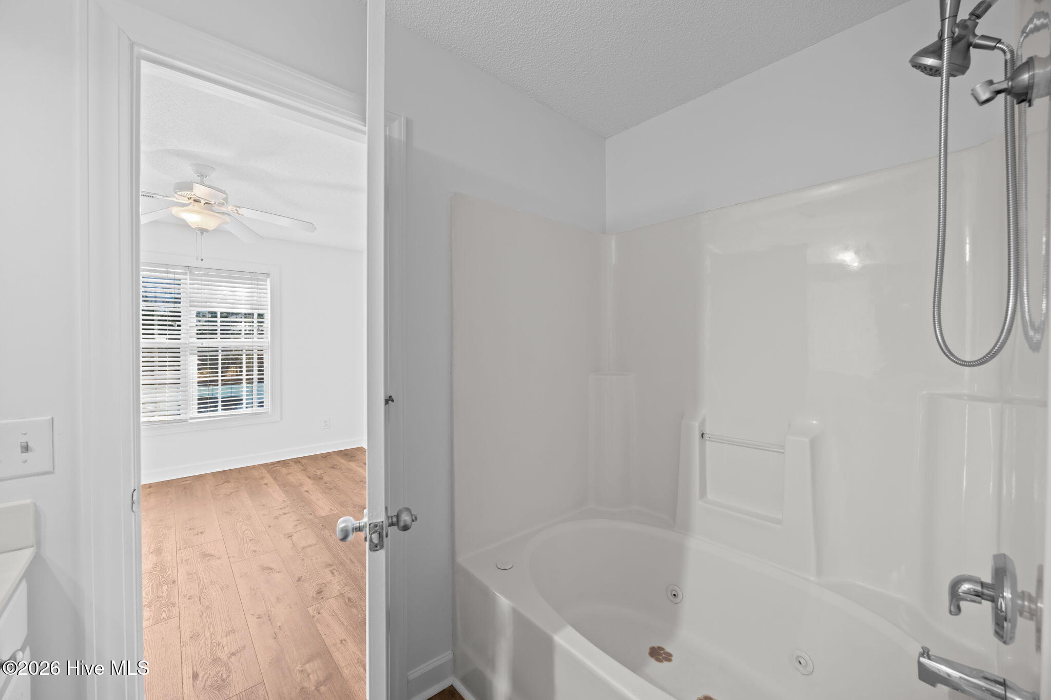 1310 Thomas Langston Road, Unit 6 Greenville, NC 27834 - Photo 21 of 25 20-web-or-mls-BLS_0045