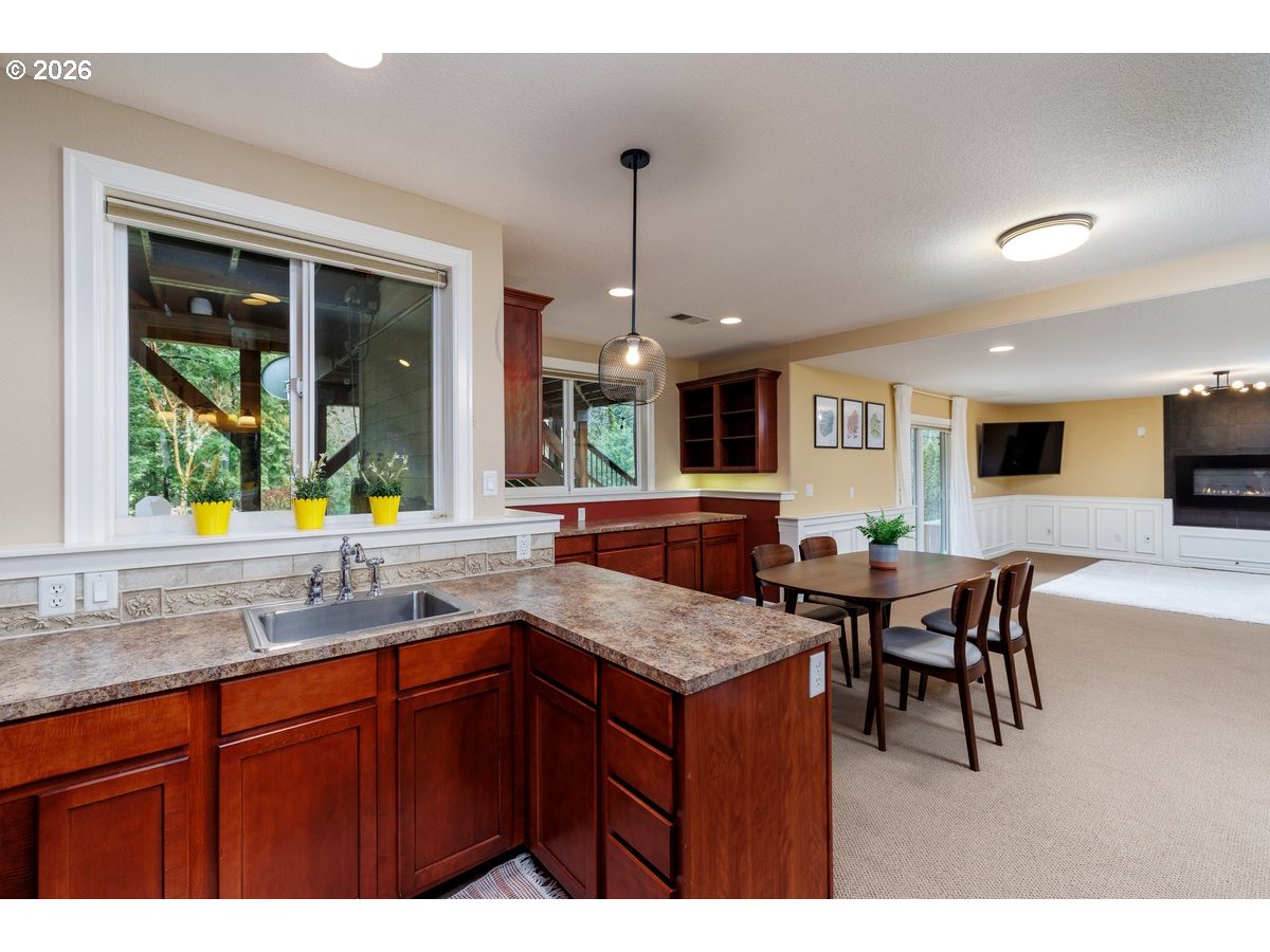 1320 Northwest Park Ridge Lane Portland, OR 97229 - Photo 30 of 41 Family Room