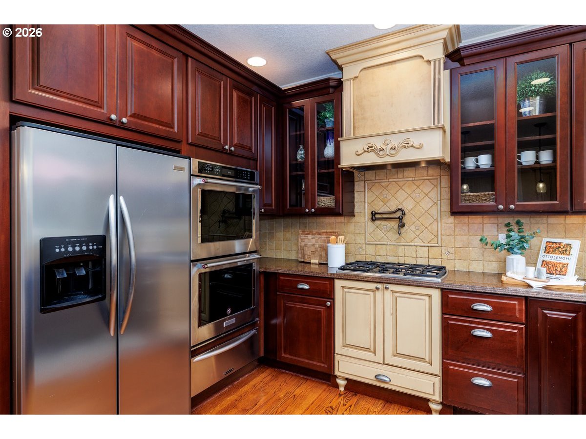 1320 Northwest Park Ridge Lane Portland, OR 97229 - Photo 8 of 41 Kitchen