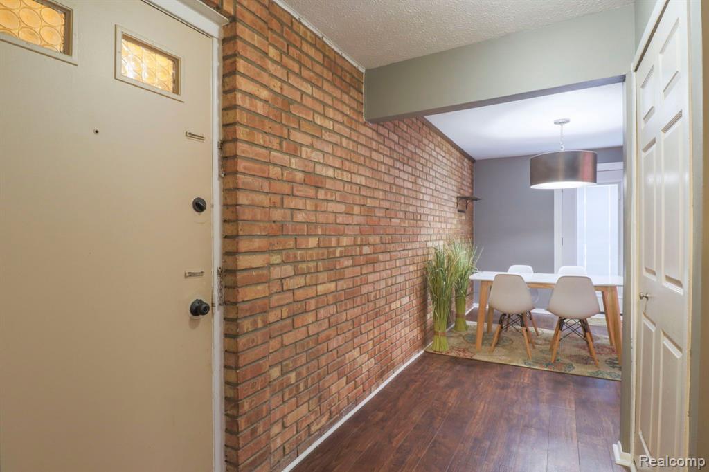 2230 West 14 Mile Road, Unit 26 Royal Oak, MI 48073 - Photo 6 of 23