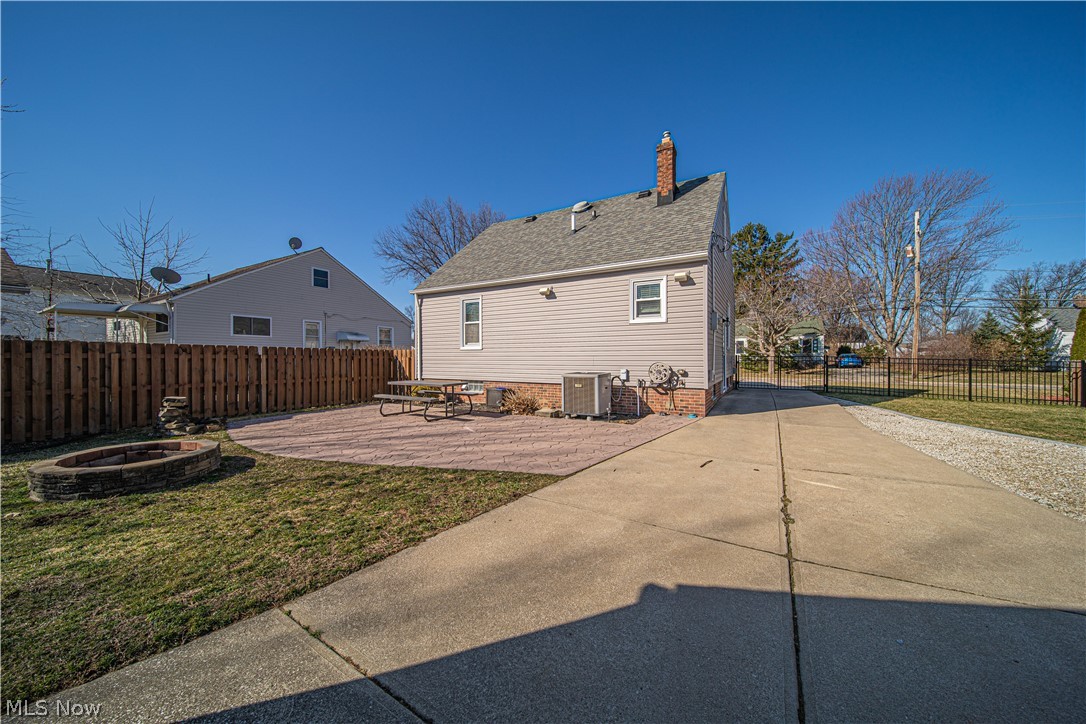 1697 Mapledale Road Wickliffe, OH 44092 - Photo 34 of 34 Gallery Image 34