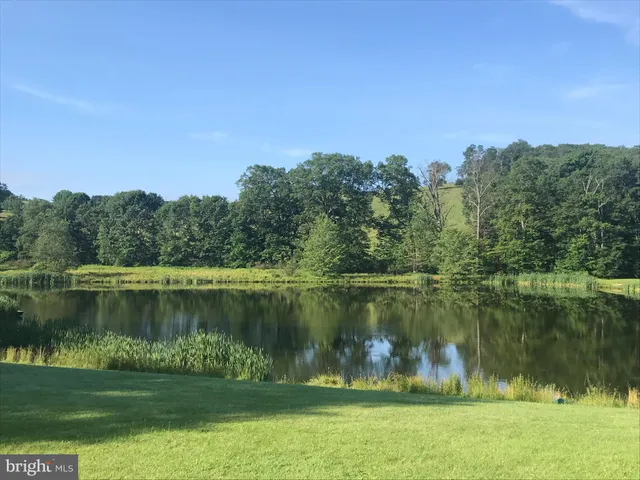 $99,900 | 402 Hillcrest Drive, Grantsville, MD 21536