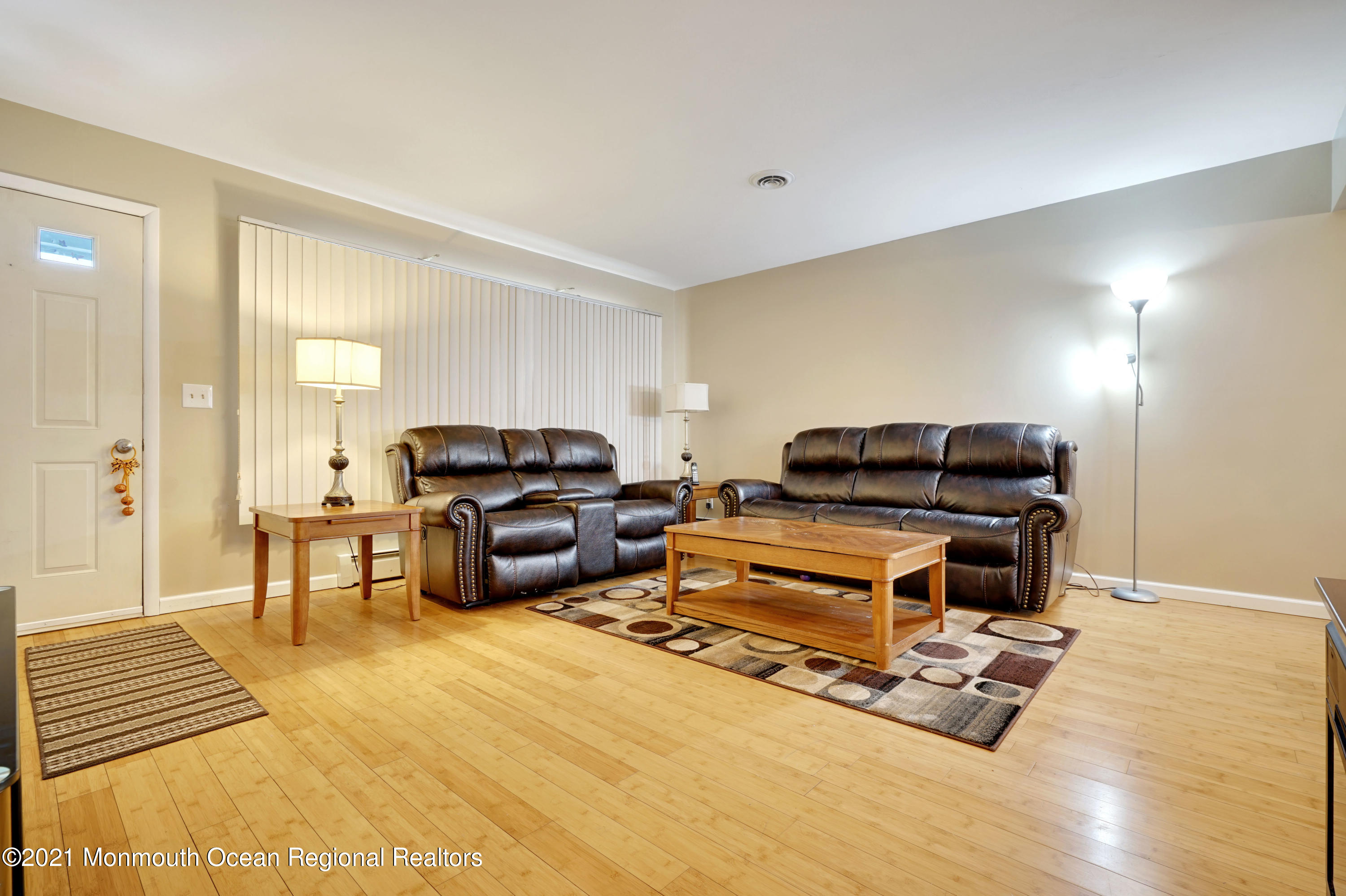 21 Killington Road Toms River, NJ 08757 - Photo 7 of 39 011_dsc05083-dsc05087