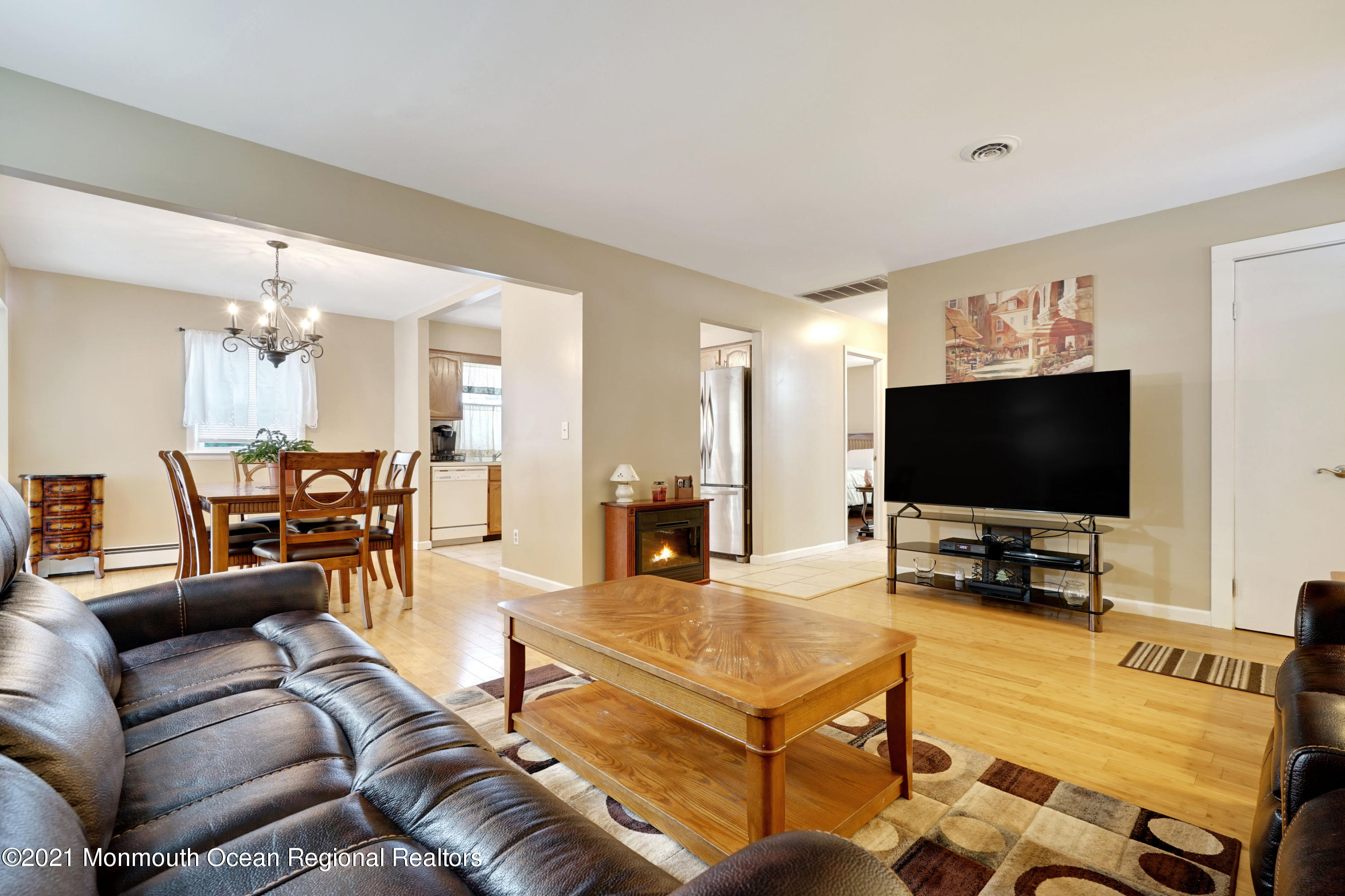 21 Killington Road Toms River, NJ 08757 - Photo 9 of 39 013_dsc05093-dsc05097