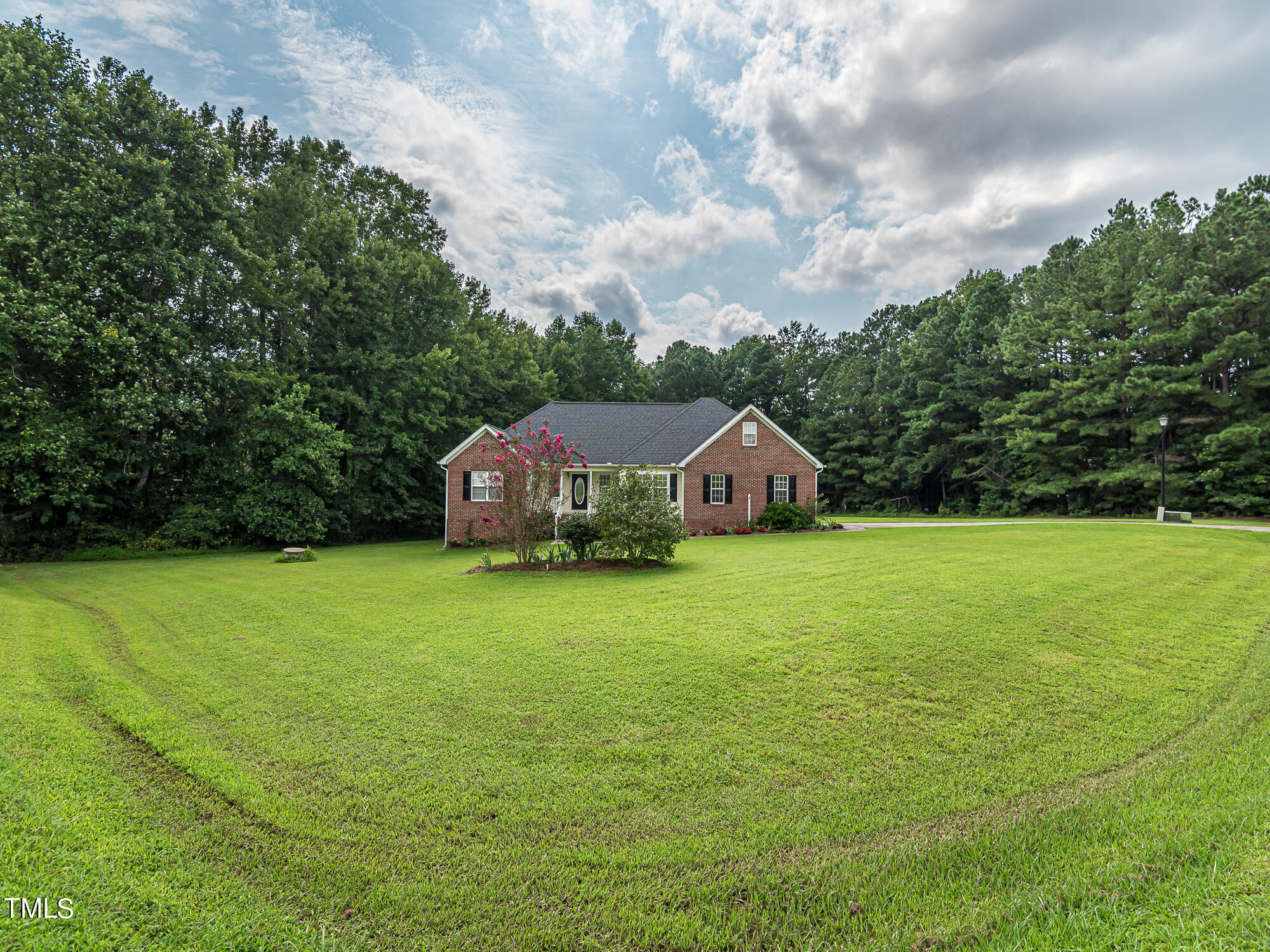 3081 Wren Road Creedmoor, NC 27522 - Photo 44 of 47 InTrust_Realty_3081_Wrenn-8744