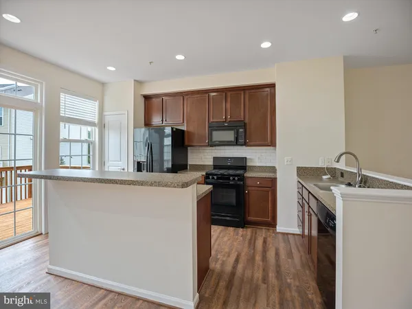 $2,600 | 43539 Wild Iris Street, California, MD 20619