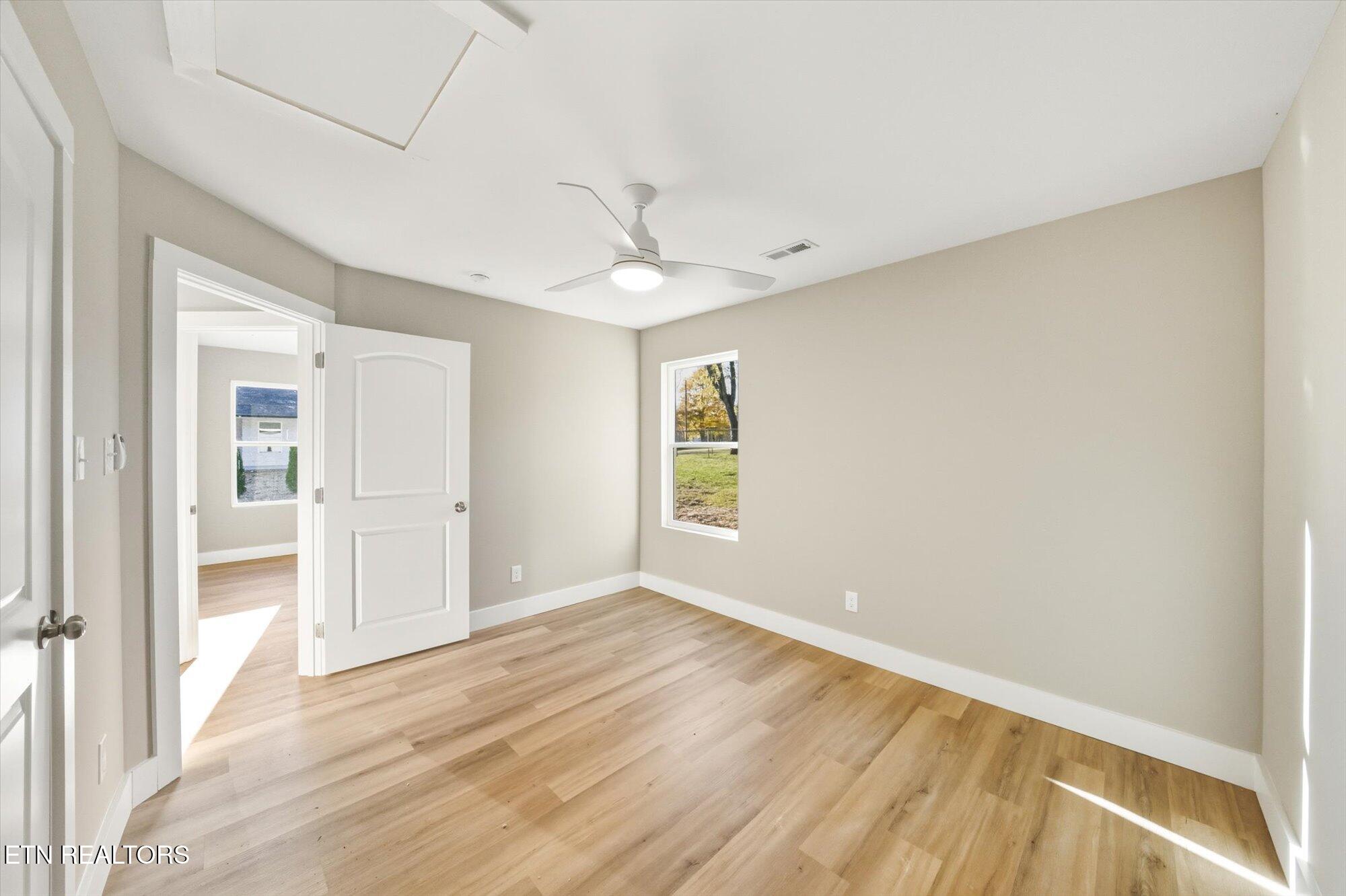 333 Granville Conner Road Powell, TN 37849 - Photo 25 of 30 Bedroom #3