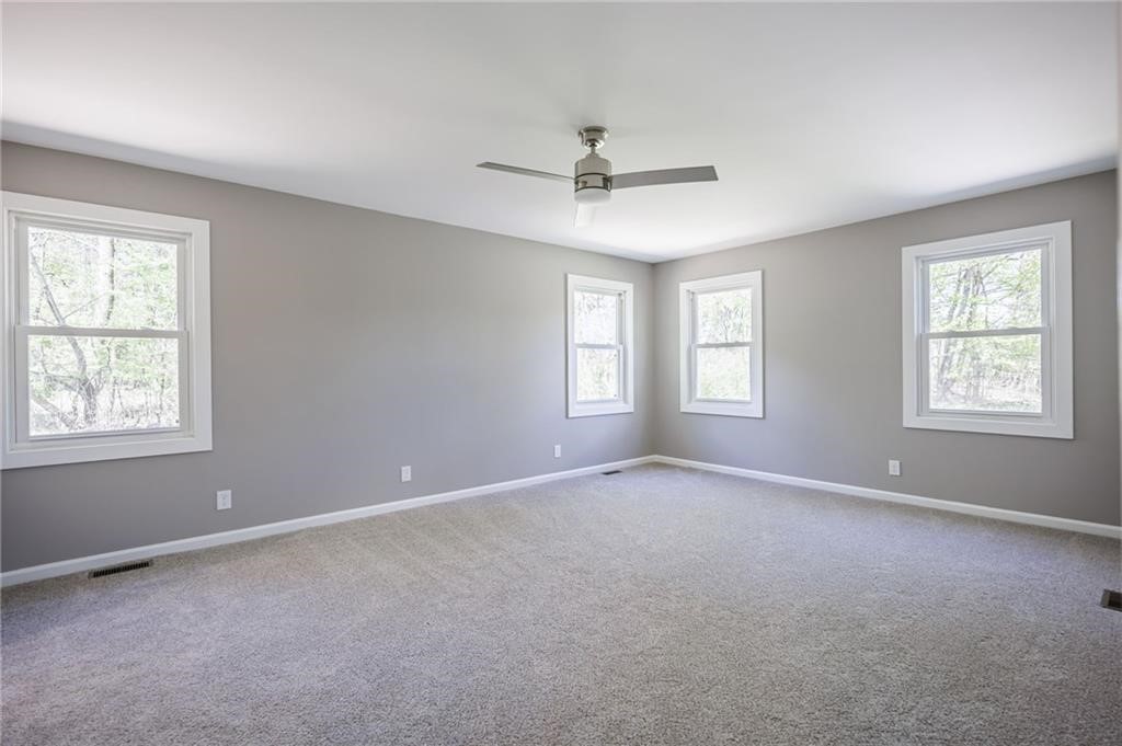 16 Pine Hill Road Parma, NY 14559 - Photo 25 of 45