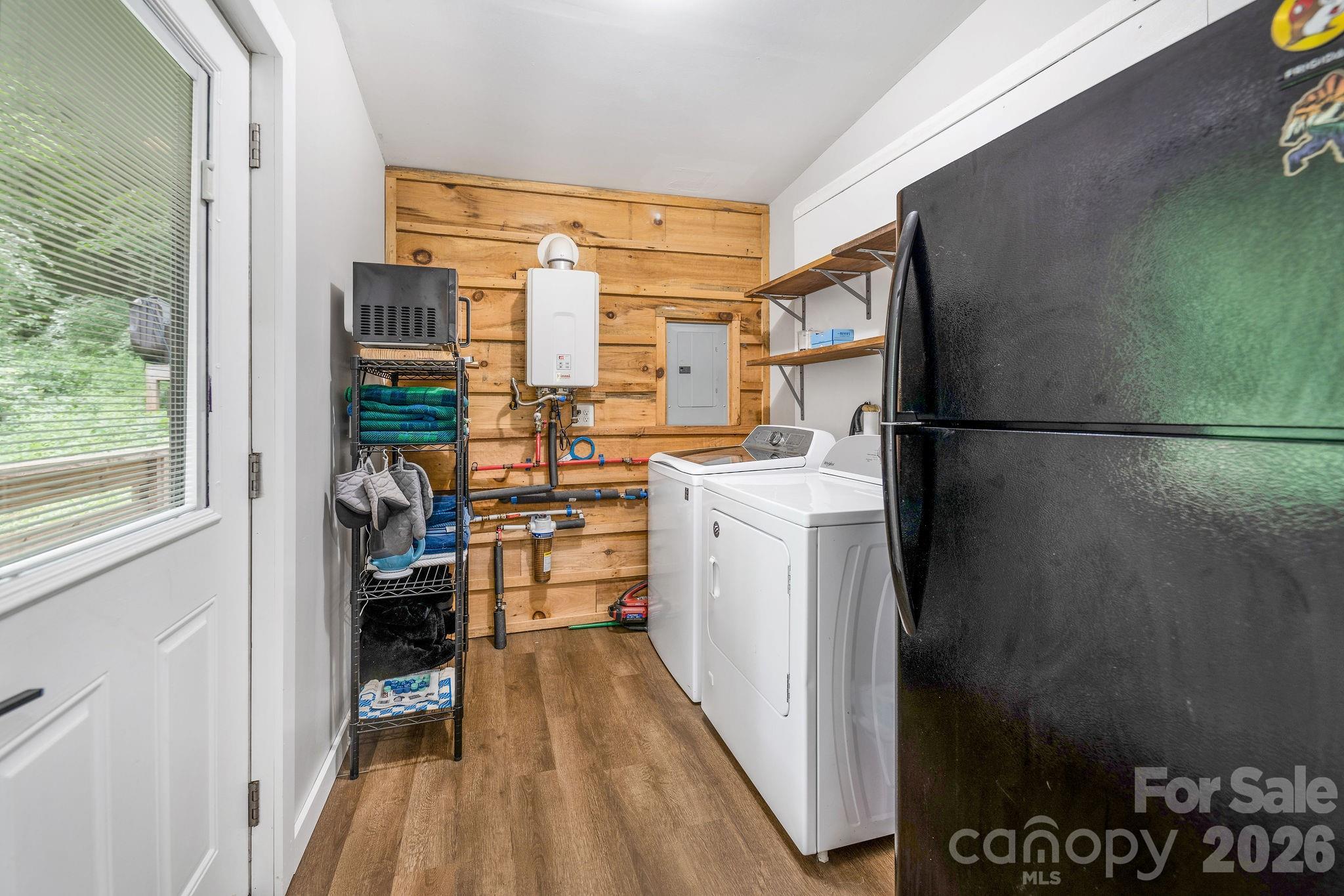 2504 Upper Paw Paw Road Marshall, NC 28753 - Photo 25 of 41