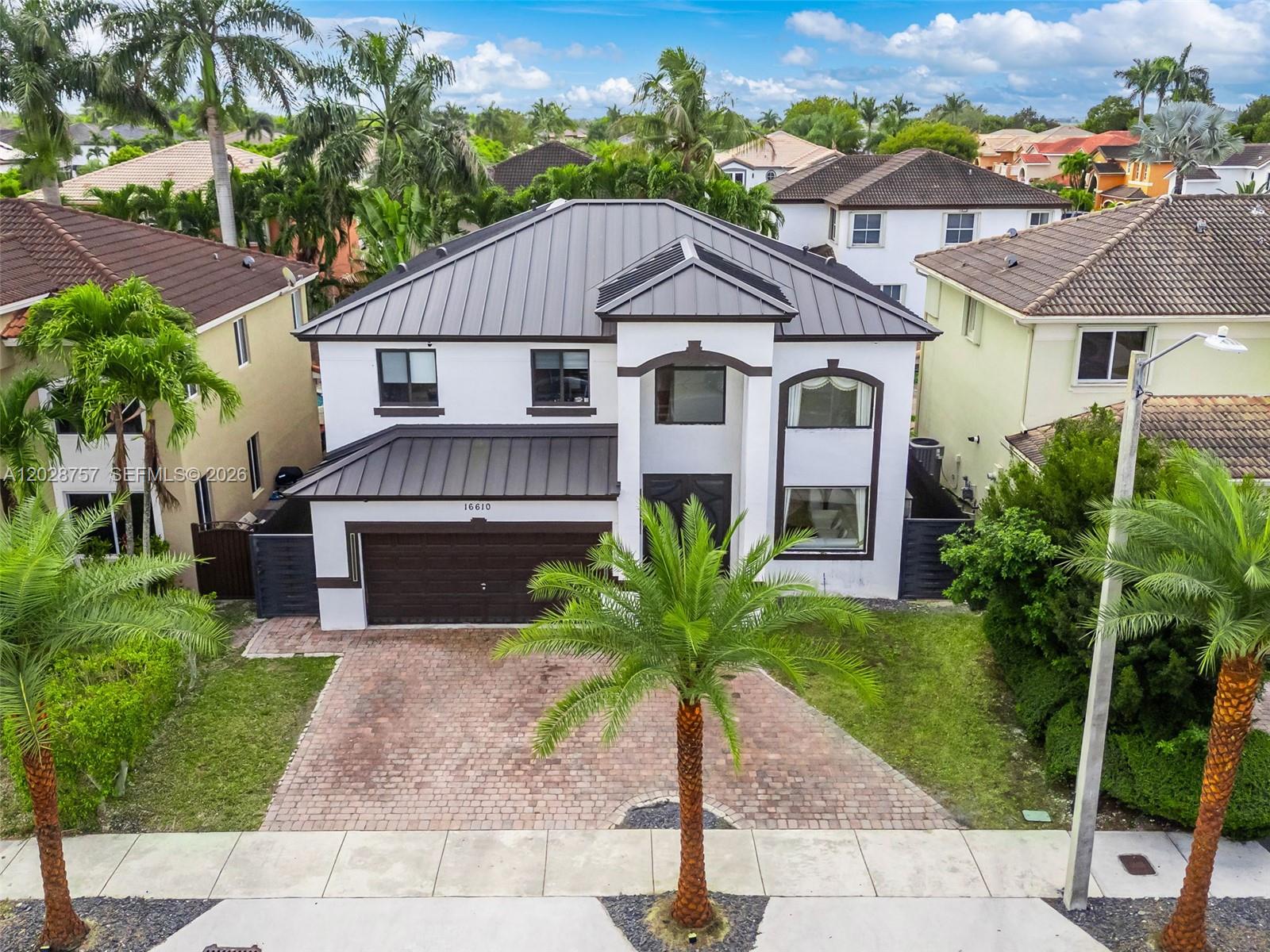 16610 Southwest 57th Lane Miami, FL 33193 - Photo 4 of 47