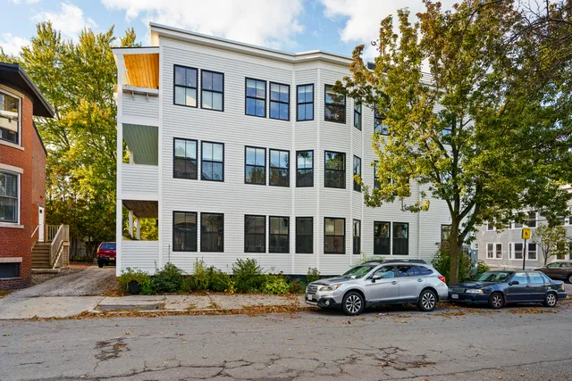 $925,000 | 60 Munjoy Street, Unit 1, Portland, ME 04101