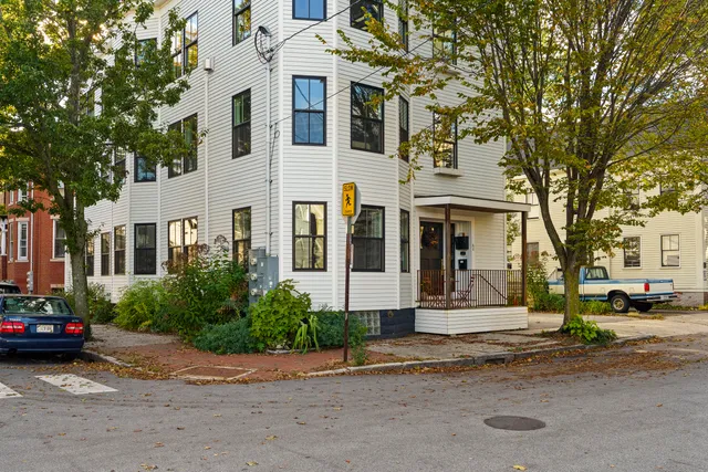 $925,000 | 60 Munjoy Street, Unit 1, Portland, ME 04101
