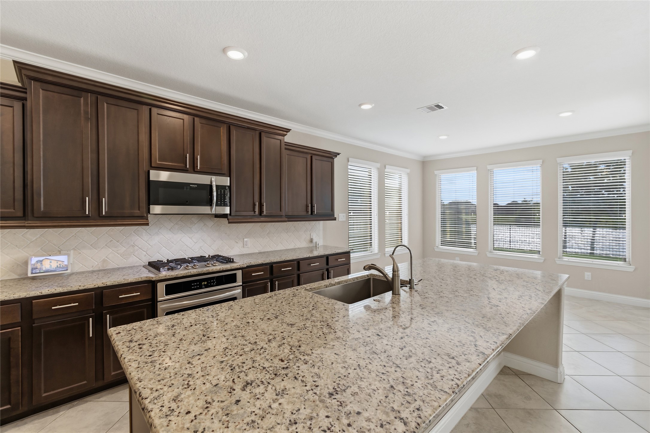 4840 Peppermill Ridge Lane Rosharon, TX 77583 - Photo 13 of 50
