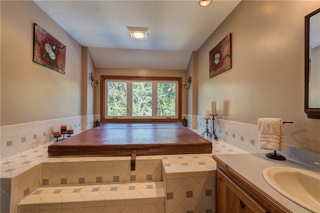 28 Indigo Farm Road North Smithfield, RI 02830 - Photo 25 of 40