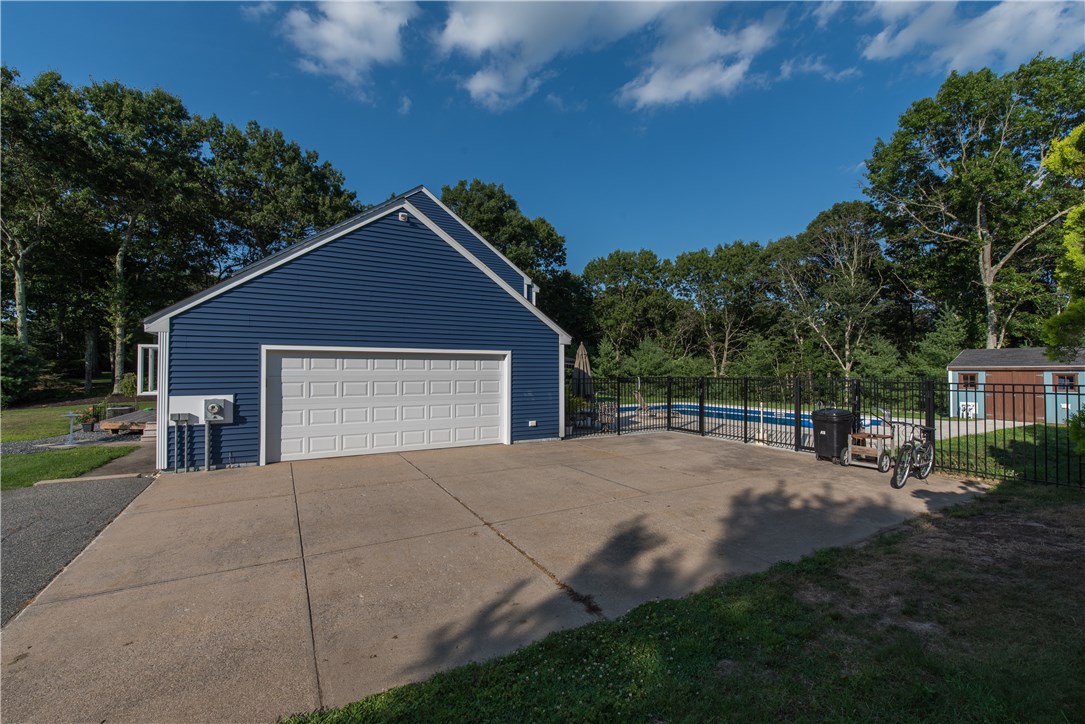 28 Indigo Farm Road North Smithfield, RI 02830 - Photo 6 of 40