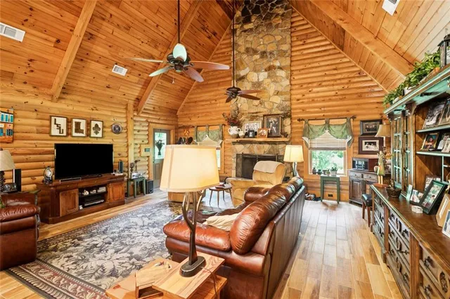 $599,999 | 75581 North Hayes Road, Kentwood, LA 70444