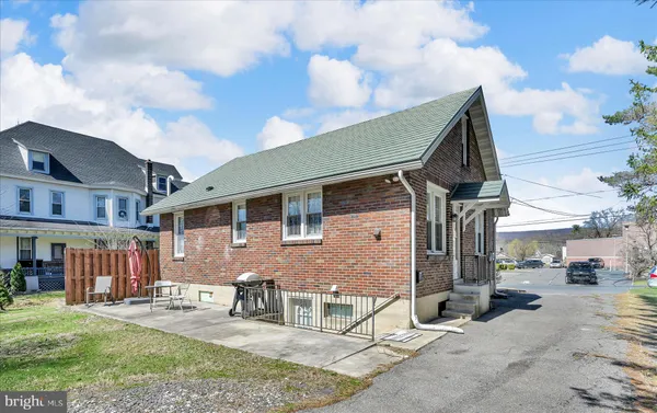 $299,000 | 417 South Wayne Street, Orwigsburg, PA 17961