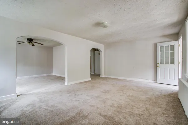 $1,750 | 6120 41st Avenue, Unit 2, Hyattsville, MD 20782