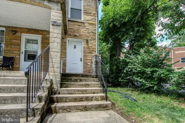 $1,750 | 6120 41st Avenue, Unit 2, Hyattsville, MD 20782